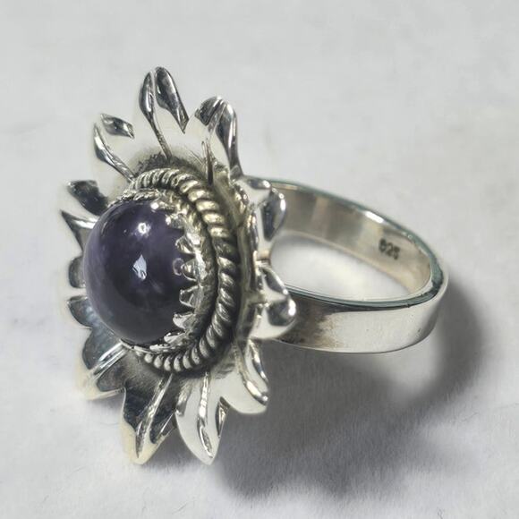 Amethyst Cabachon Flower 925 Silver Ring Size Size 6 - Picture 3 of 7